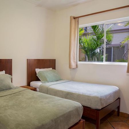 Villas Iguana A-13 Beachfront Condo Buitenkant foto